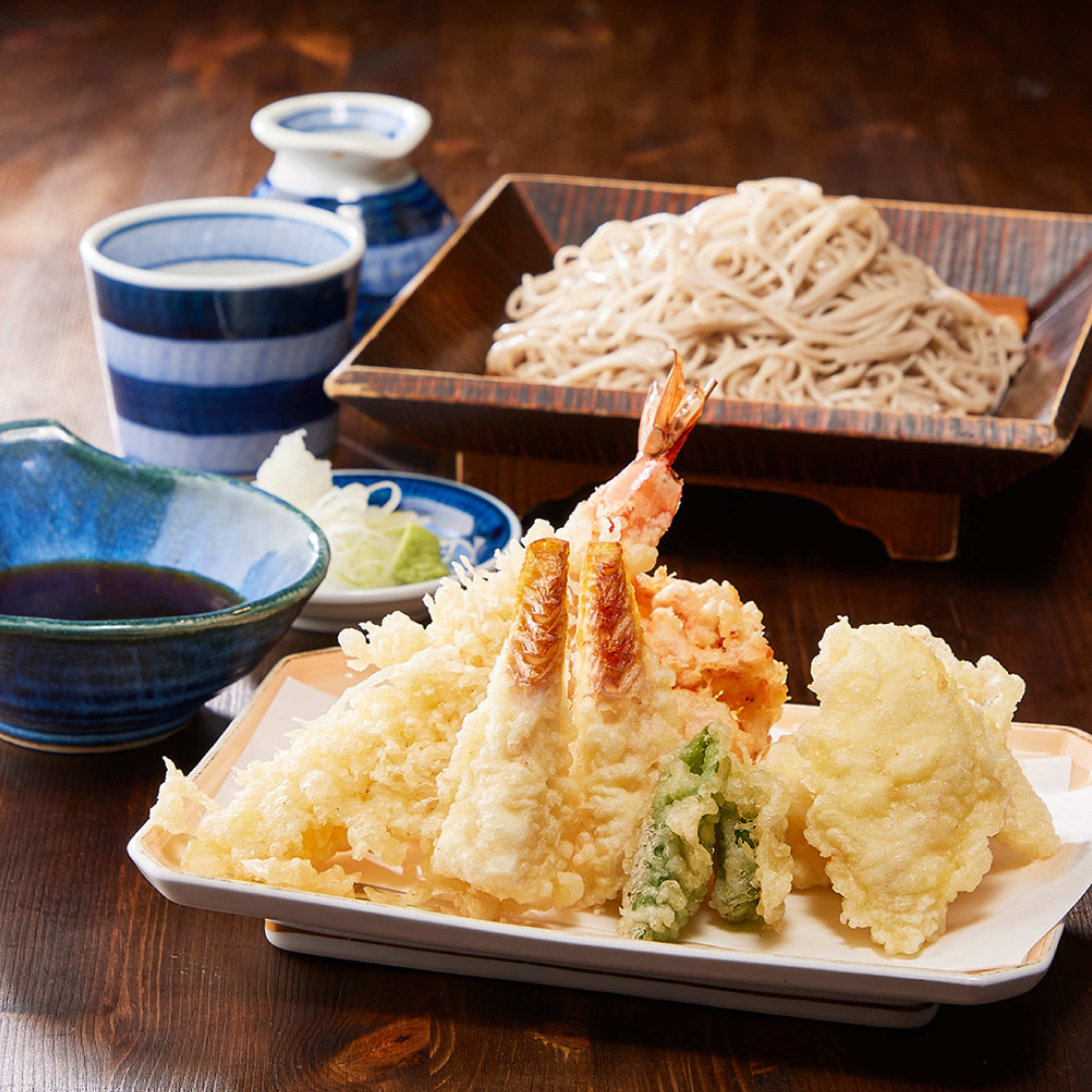 京都生产竹笋和鲷鱼的蒸笼